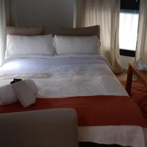 https://artemisa-suites-sevilla.es-andalucia.com
